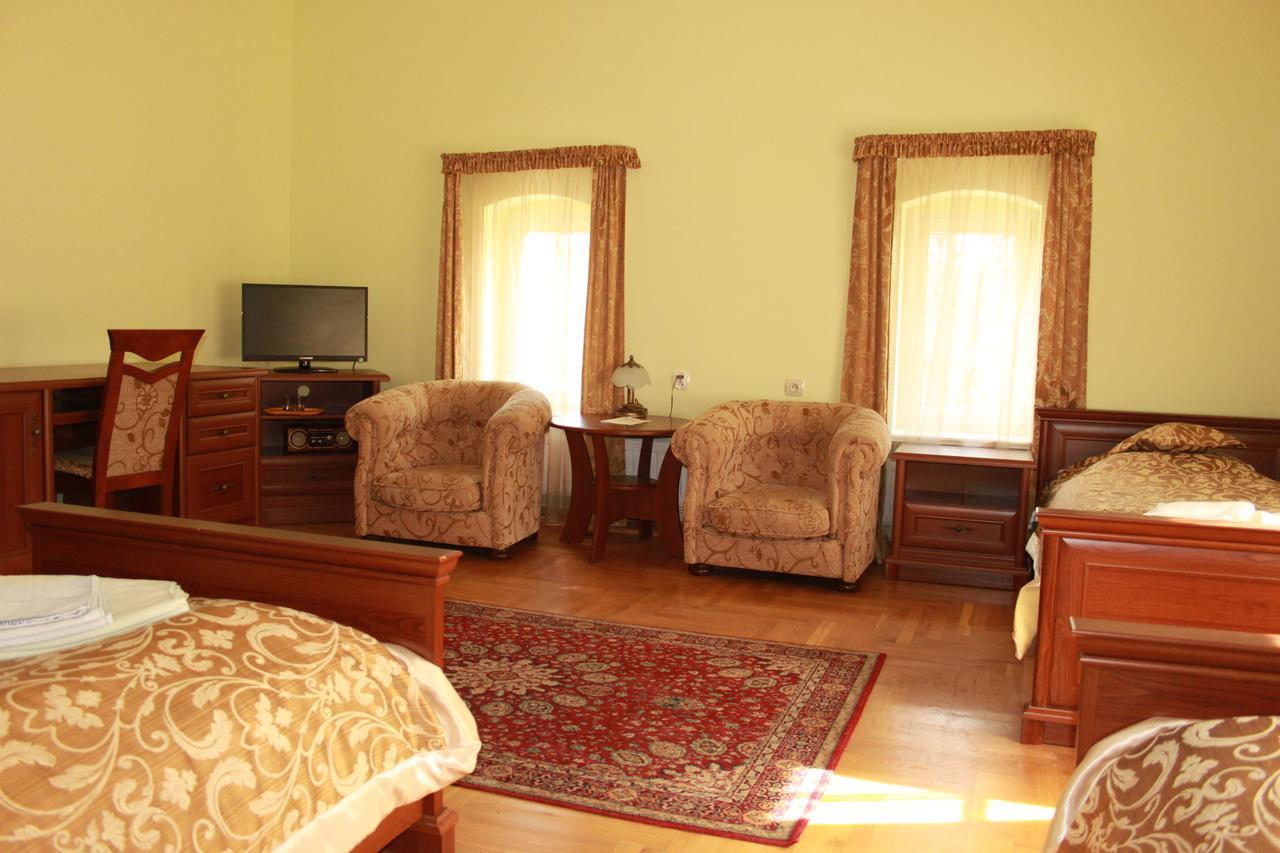 Palac W Nosowie Nosowo Εξωτερικό φωτογραφία